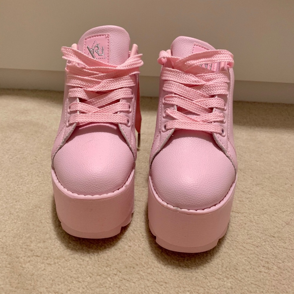 Y2U pink platform sneakers